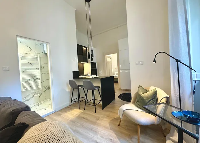 Apartment Buda Retreat - Modern 2br Budapest