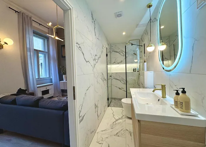 Buda Retreat - Modern 2br Apartment
